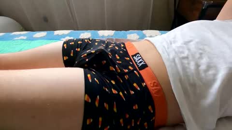 HugeCumshots online show from December 2024 10:33:02 PM