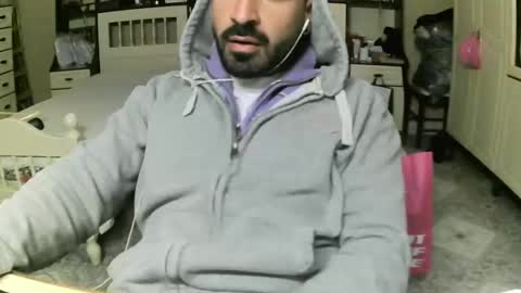 hugeveiny online show from February 2025 04:26:02 PM