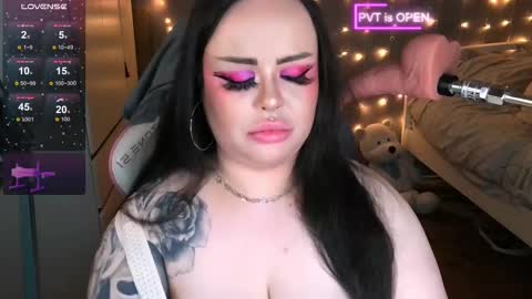 Maddison online show from February 2025 06:37:02 PM