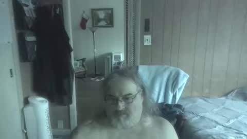 lonely huggy bear online show from April 2026 04:44:02 PM