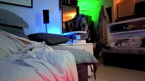 Hugo online show from February 2025 09:12:01 PM