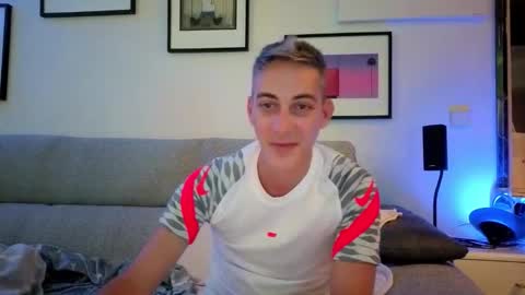 Hugo online show from October 2025 07:34:01 PM