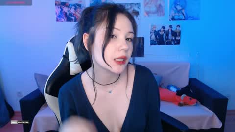 HugoMin online show from February 2025 04:26:02 AM