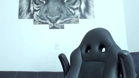 Eli online show from September 2025 11:26:01 PM