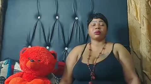 Snapshot of humongoustitss500929 chatting on September 2025 04:08:01 PM humongoustitss500929 online show from September 2025 04:08:01 PM