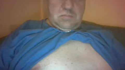 Snapshot of hungarianfatcockdady chatting on June 2026 07:05:02 PM vastagfasz magyar apuci online show from June 2026 07:05:02 PM