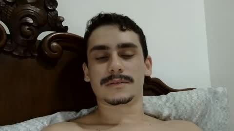hungcaique online show from May 2026 05:02:01 AM