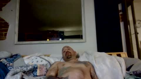 Snapshot of hungherowithoutacape chatting on July 2026 12:33:01 PM hungherowithoutacape online show from July 2026 12:33:01 PM