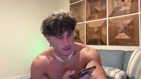 Snapshot of hungkingg22 chatting on September 2025 04:15:01 AM hungkingg22 online show from September 2025 04:15:01 AM