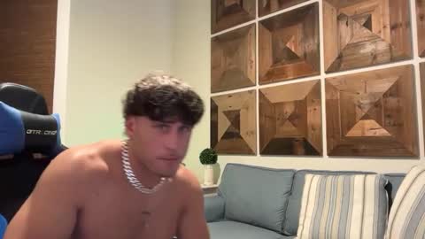 Snapshot of hungkingg22 chatting on October 2025 07:23:02 PM hungkingg22 online show from October 2025 07:23:02 PM