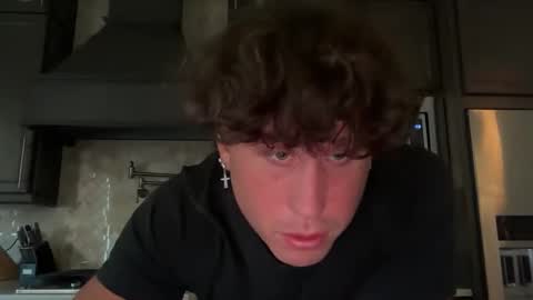 Snapshot of hungkingg22 chatting on November 2025 02:28:01 PM hungkingg22 online show from November 2025 02:28:01 PM