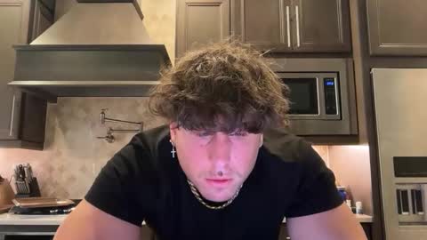 Snapshot of hungkingg22 chatting on January 2026 07:05:02 PM hungkingg22 online show from January 2026 07:05:02 PM