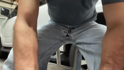 HungRowdyCowboy online show from May 2026 07:37:02 PM