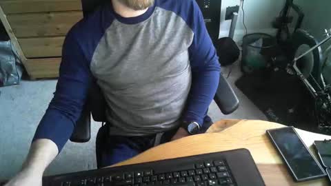 hungstud_again online show from February 2026 03:07:01 PM