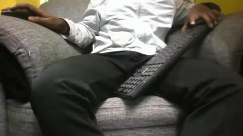 hunk_dominant online show from December 2024 05:52:02 PM