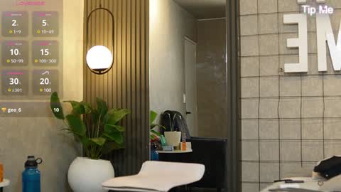 hunk_ryan online show from January 2025 03:55:02 PM