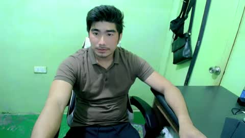 Snapshot of hunkfireman chatting on June 2026 01:33:01 AM ADAM online show from June 2026 01:33:01 AM