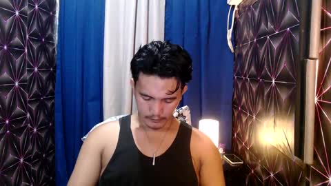 hunkylloyd online show from December 2024 10:09:02 PM