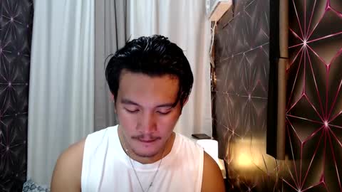 hunkylloyd online show from January 2025 11:41:01 AM