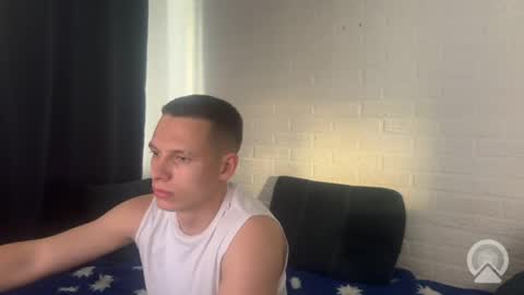 Snapshot of hunter_f1t chatting on June 2026 02:12:01 AM Hunter online show from June 2026 02:12:01 AM