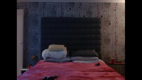 HunterandEsme online show from January 2025 10:30:02 PM