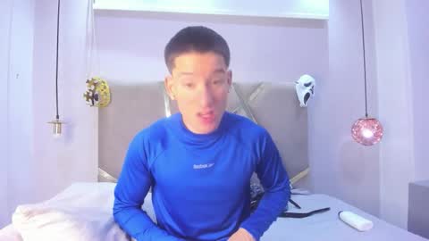 hunterheat_ online show from October 2025 12:06:01 PM