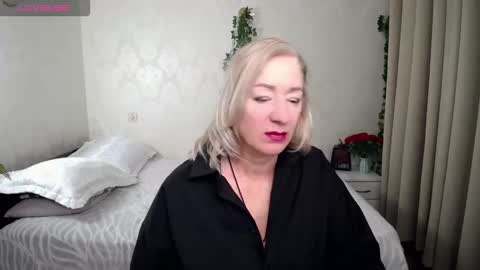 Snapshot of hunters_woman chatting on February 2026 02:53:01 AM Irena online show from February 2026 02:53:01 AM