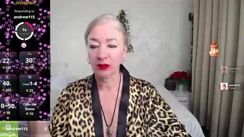 Snapshot of hunters_woman chatting on February 2026 05:15:01 AM Irena online show from February 2026 05:15:01 AM