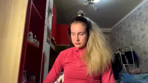 Gloria online show from November 2025 05:34:01 PM