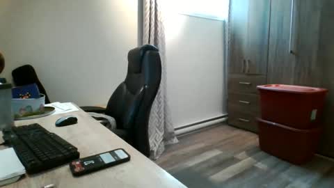 hurley7890 online show from March 2025 06:56:01 PM