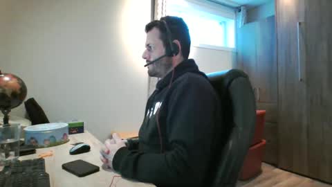 hurley7890 online show from March 2025 06:00:01 PM