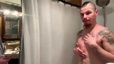 husbandandwife2011 online show from February 2025 02:13:02 PM