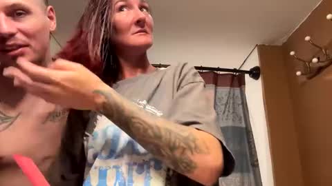 husbandandwife2011 online show from March 2025 05:55:02 AM