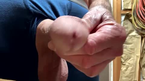 huskey300 online show from October 2025 10:29:02 PM