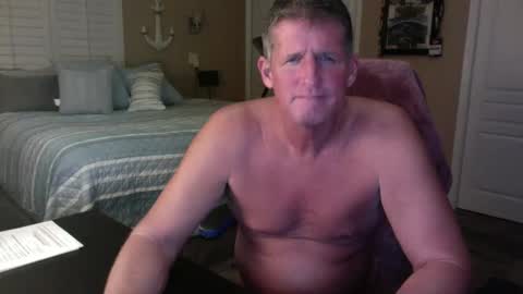 hvacstud4 online show from December 2025 12:48:01 AM