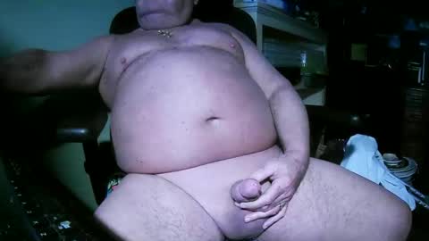 Snapshot of hwait121 chatting on February 2026 05:51:02 PM hwait121 online show from February 2026 05:51:02 PM