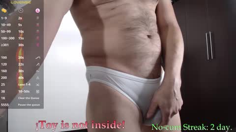 Snapshot of hxmister chatting on December 2024 03:50:02 AM Andrew online show from December 2024 03:50:02 AM