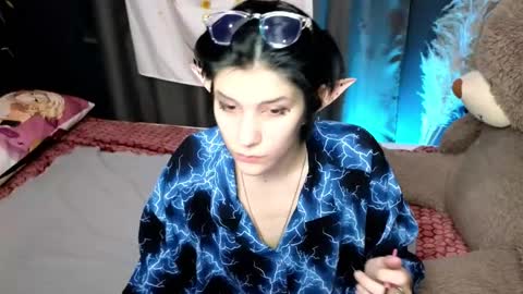 Snapshot of hyeon_jin chatting on January 2025 08:58:02 PM Hyeon Jin online show from January 2025 08:58:02 PM