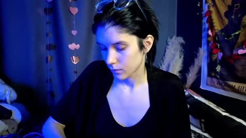 Snapshot of hyeon_jin chatting on February 2025 08:55:01 PM Hyeon Jin online show from February 2025 08:55:01 PM