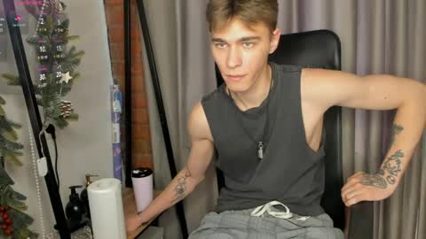 hyper_muse online show from May 2026 01:38:02 PM