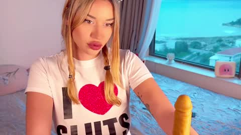 Your submissive lady 3 online show from January 2025 09:45:02 AM