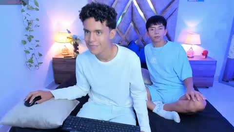 Snapshot of hyunjin_sun chatting on October 2025 01:02:02 AM Son Hyunjin online show from October 2025 01:02:02 AM