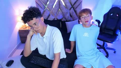 Snapshot of hyunjin_sun chatting on November 2025 06:02:01 PM Son Hyunjin online show from November 2025 06:02:01 PM