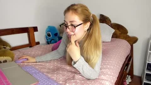 Hyun Joo online show from April 2026 05:59:01 PM