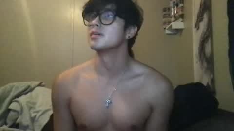 hyunluv online show from October 2025 06:25:01 AM