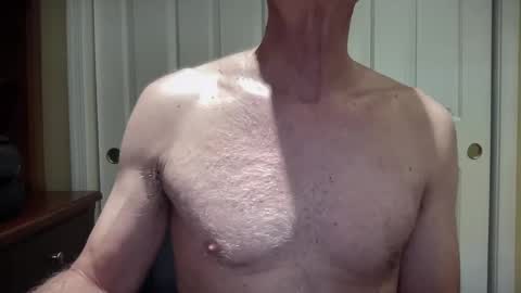 Snapshot of i8bgcq chatting on January 2025 06:56:01 PM The Talented Mr. DILFy online show from January 2025 06:56:01 PM