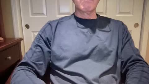 Snapshot of i8bgcq chatting on February 2025 02:15:02 PM The Talented Mr. DILFy online show from February 2025 02:15:02 PM