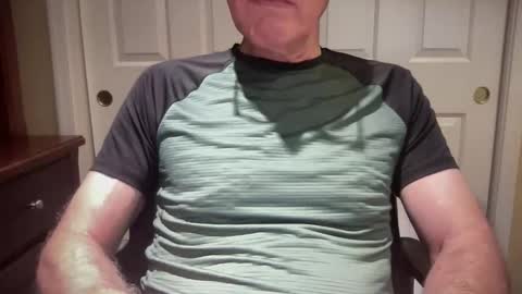 Snapshot of i8bgcq chatting on September 2025 03:56:02 PM The Talented Mr. DILFy online show from September 2025 03:56:02 PM