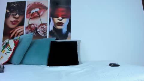 The Dolls online show from November 2025 07:36:03 PM