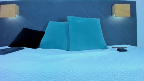 The Dolls online show from March 2026 08:15:02 PM